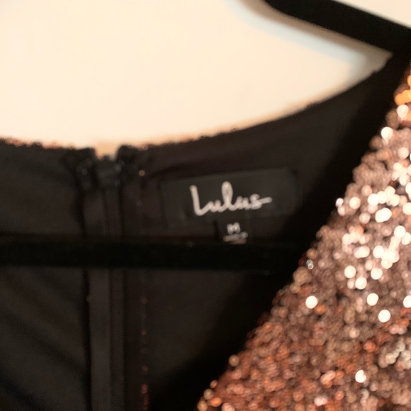 NWT LuLu’s rose gold sequin skater dress - Picture 9 of 10